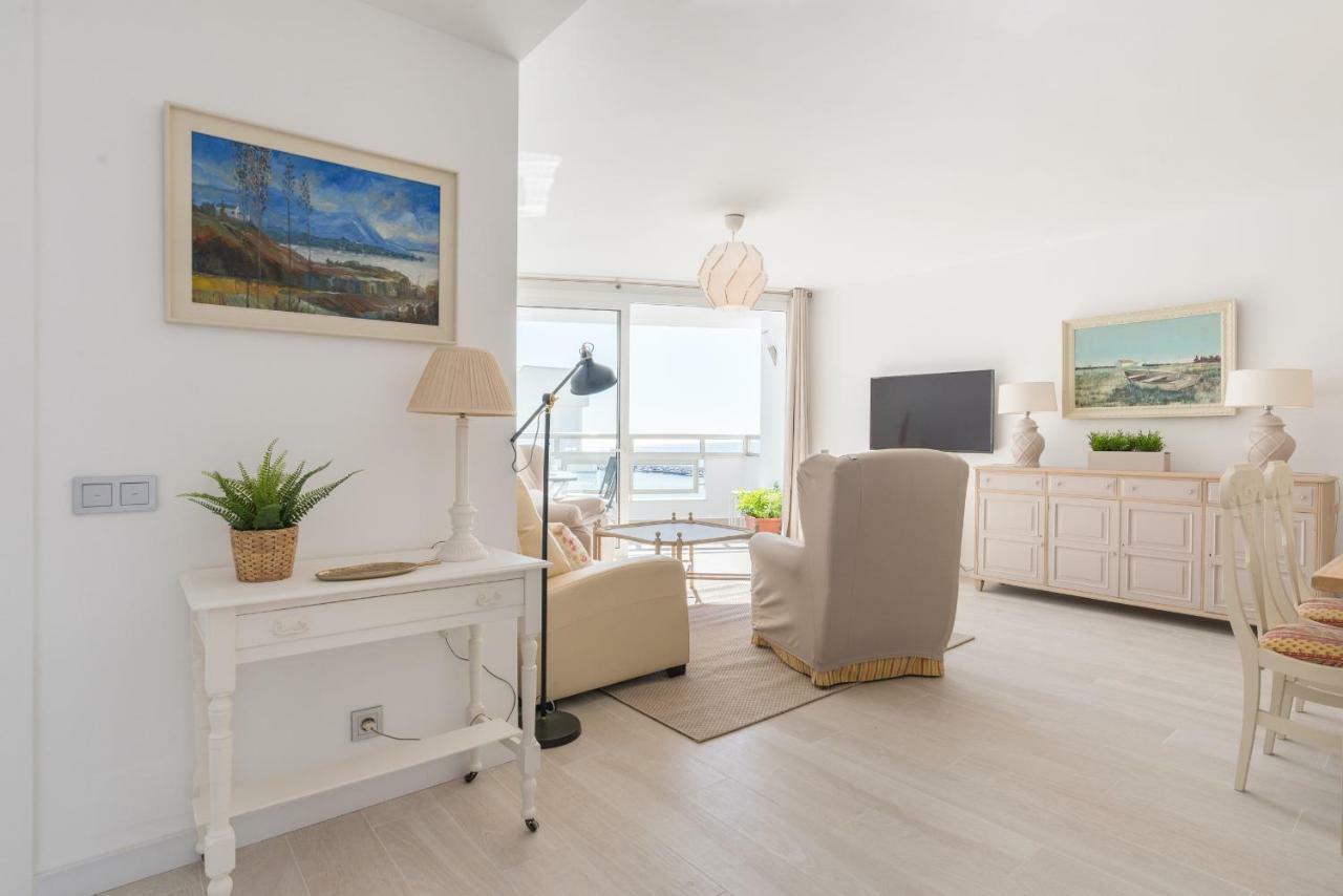 Apartment Tgh/ Beachfront And Center *